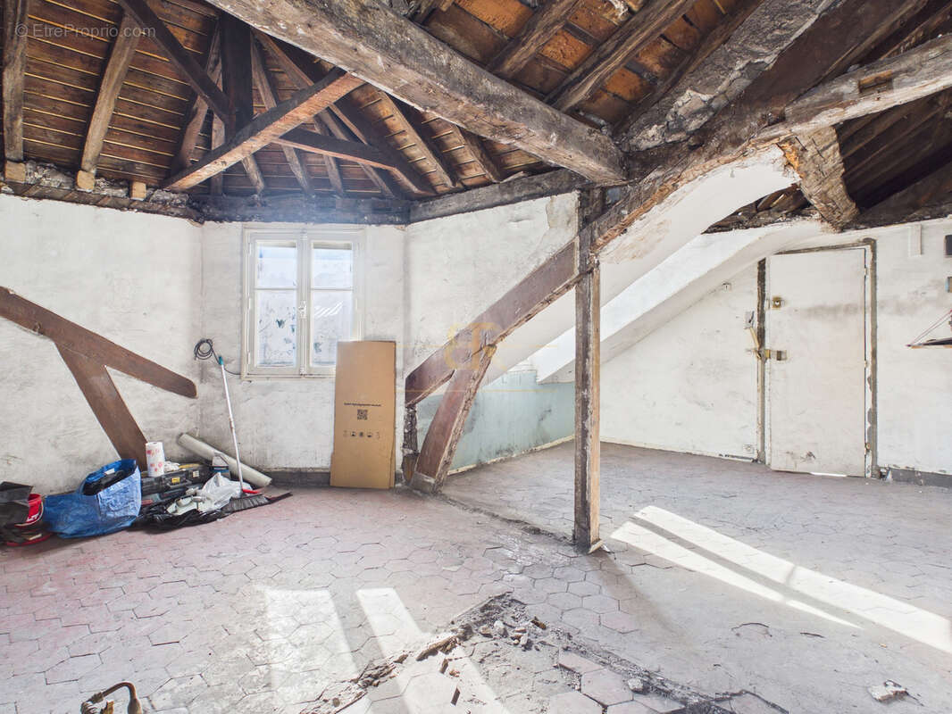 Appartement à PARIS-9E