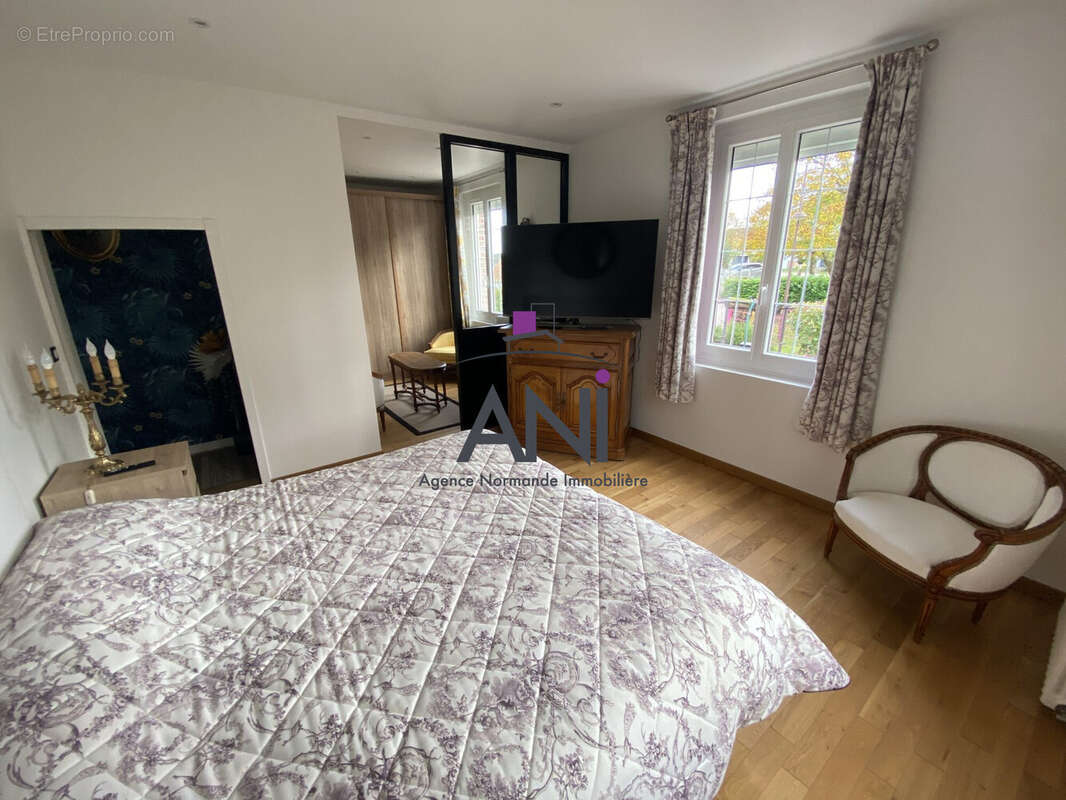 Maison à VARENGEVILLE-SUR-MER