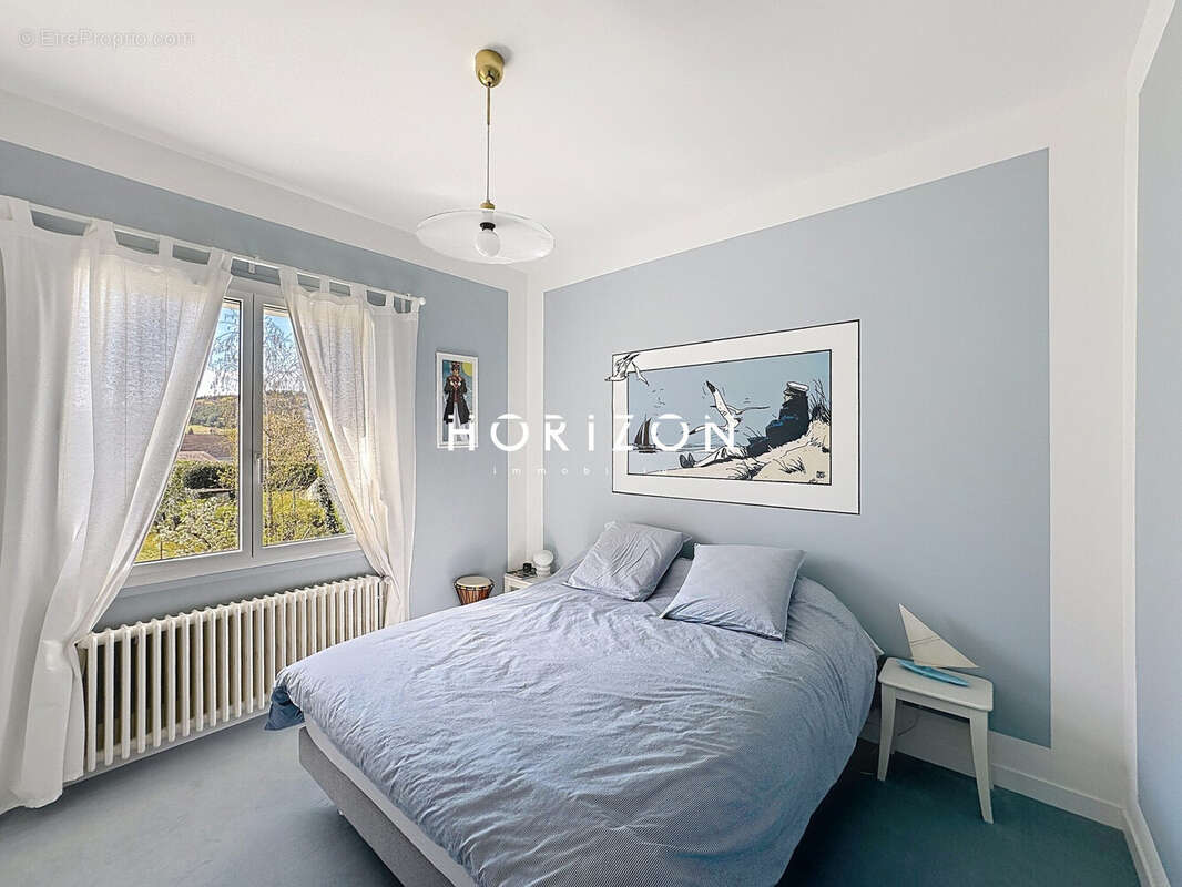Maison 183 m² à Saint-Gengoux-Le-National  - photo 4
