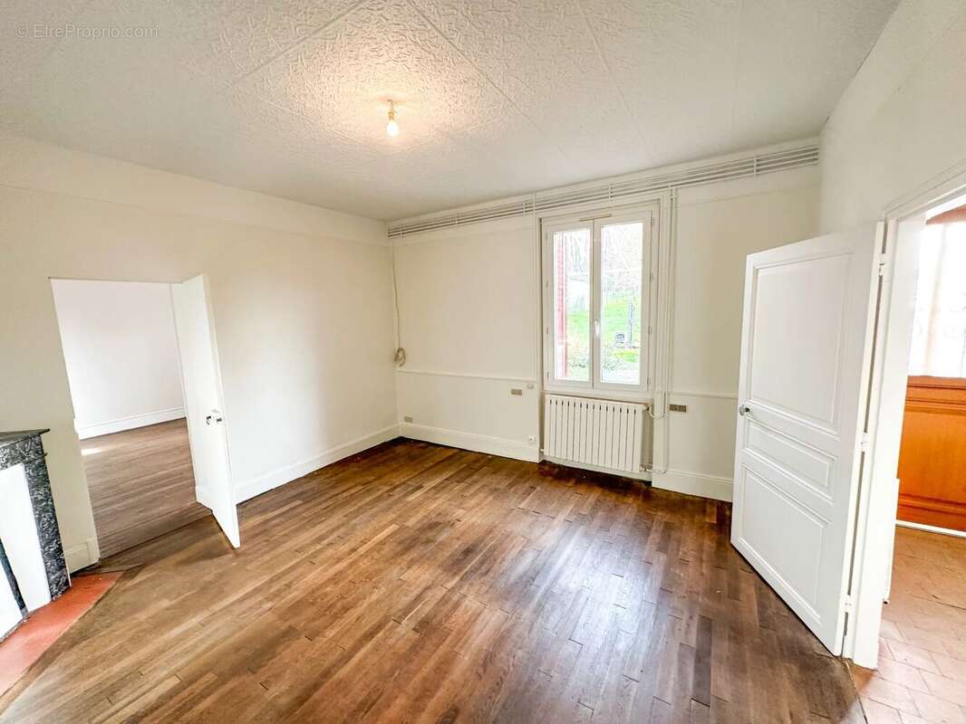 Maison à SAINT-GILLES