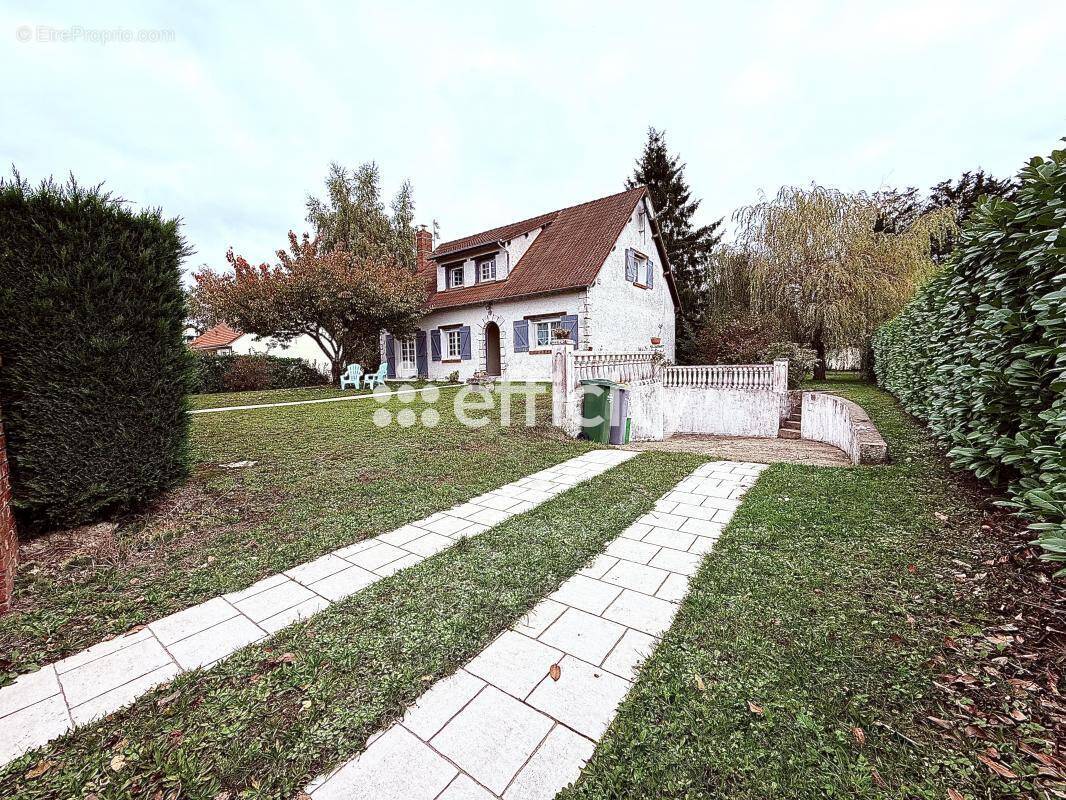 Maison à SAINT-CYR-EN-VAL