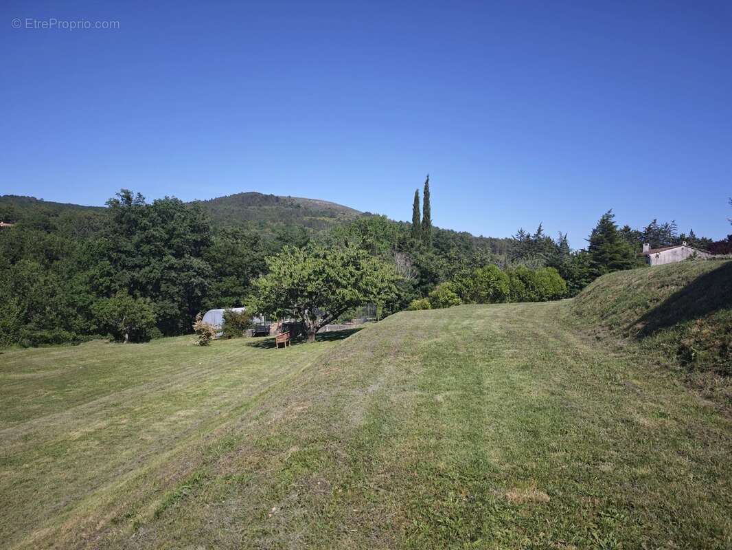 Superb maison sur un grand terrain avec vues imprenables - photo 15
