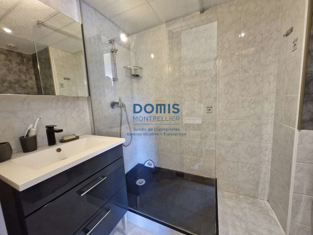 À vendre   Studio meublé entièrement équipé avec parking   Résidence sécurisée Eurocampus à Montpellier - photo 5