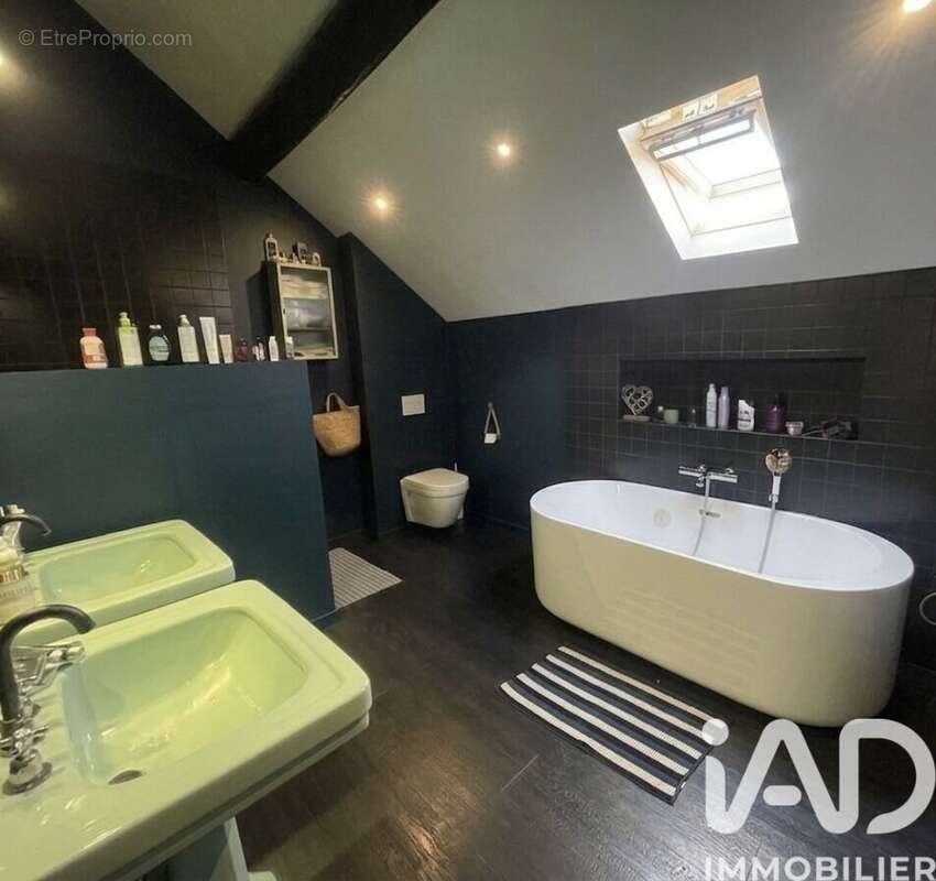 Photo 8 - Maison à QUINCY-VOISINS