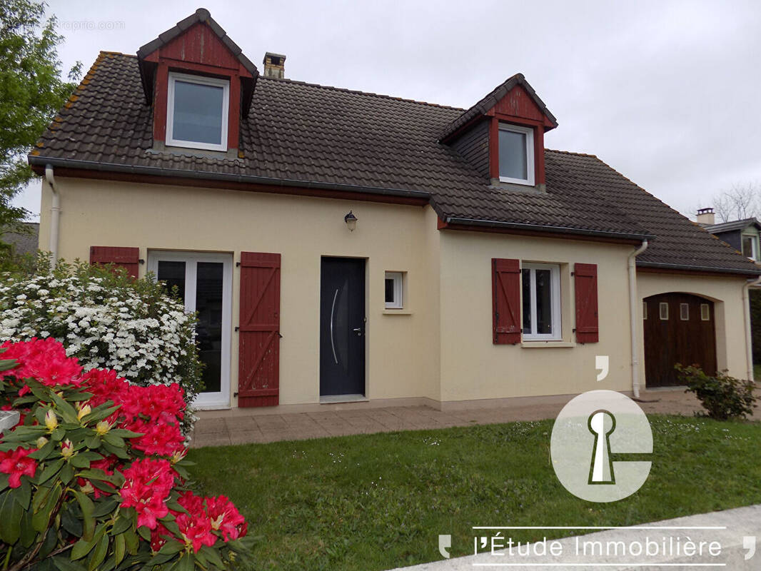 Maison à MESLAY-DU-MAINE