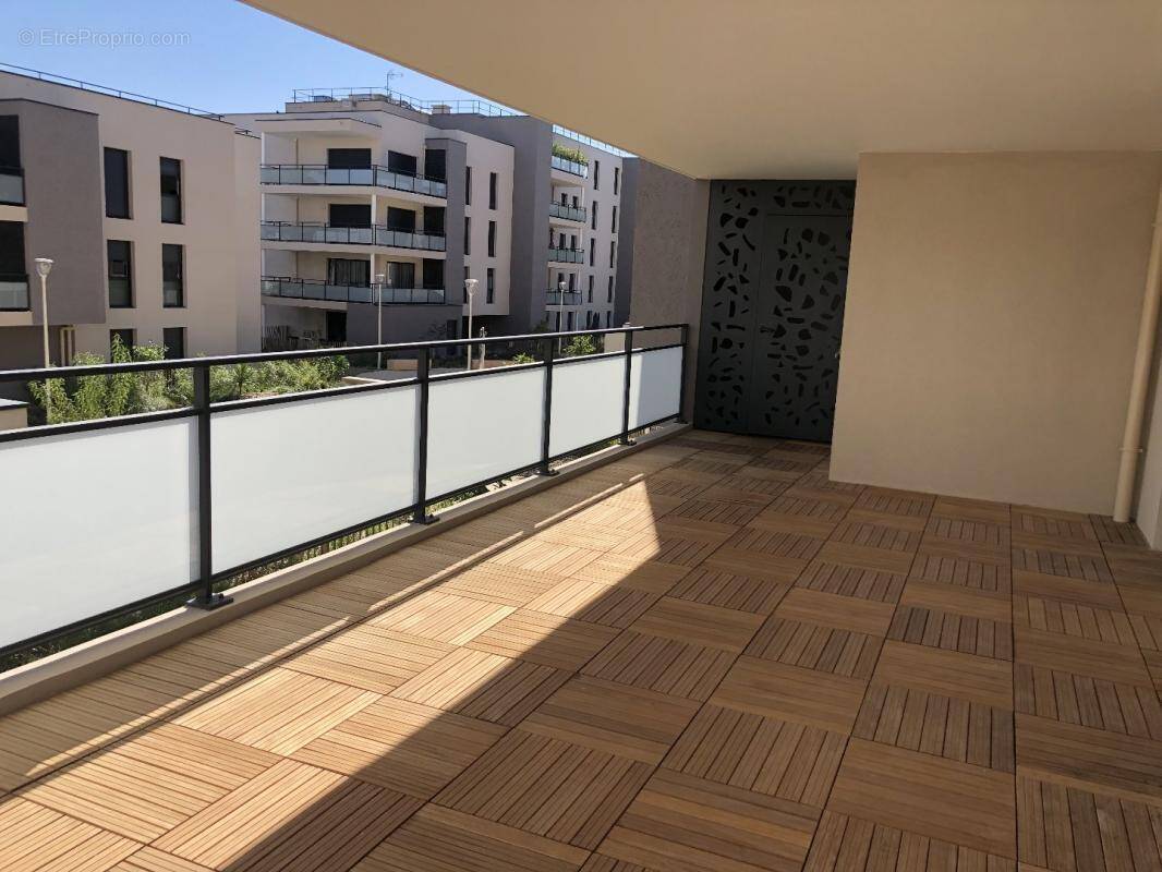 Appartement à HYERES
