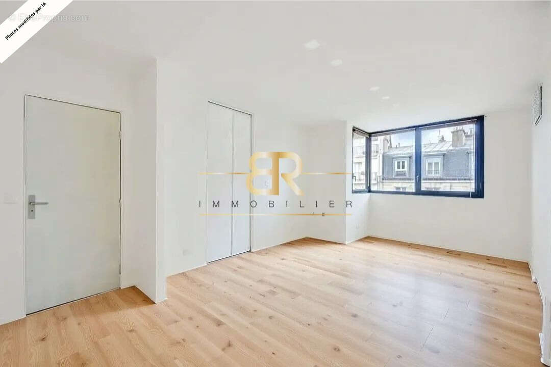 Appartement à PARIS-14E