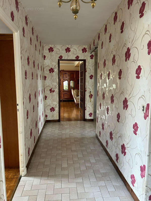 Maison 150 m² à Lons  - photo 3
