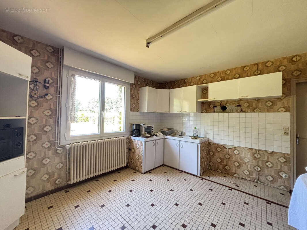 Maison à LA CHAPELLE-HERMIER
