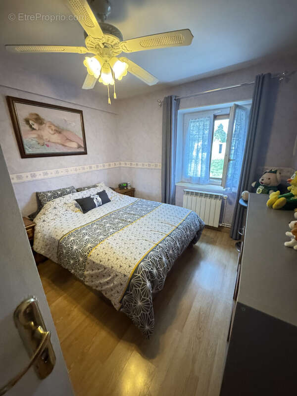 Maison à MONTACHER-VILLEGARDIN