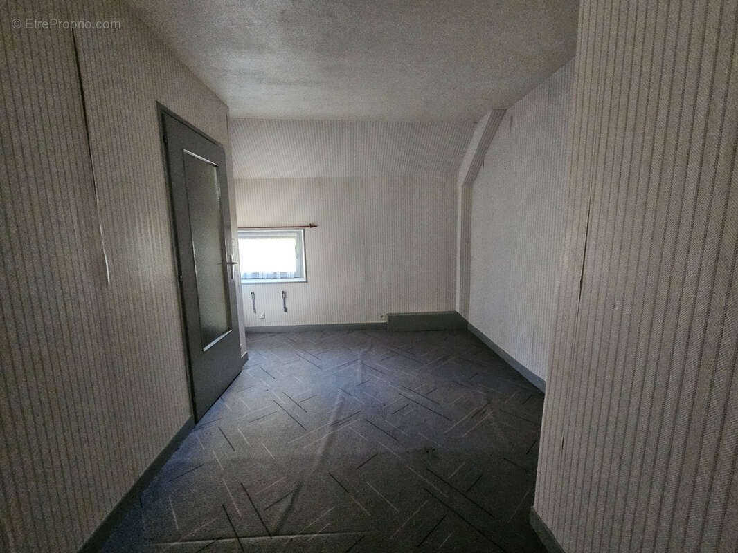 Maison à VERDUN-SUR-LE-DOUBS