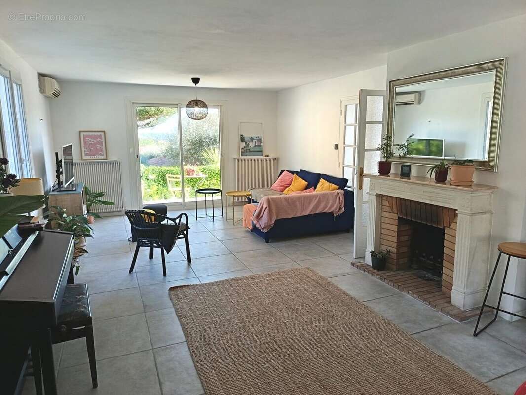 Maison à LA VALETTE-DU-VAR