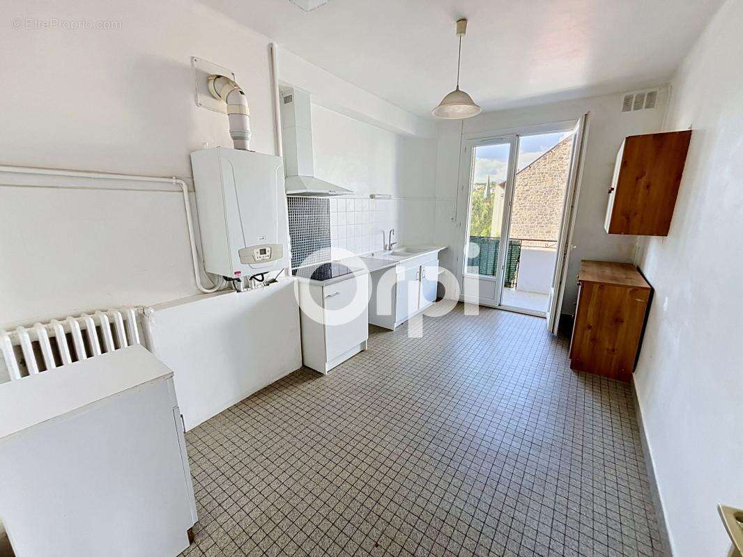 Appartement à BRIVE-LA-GAILLARDE