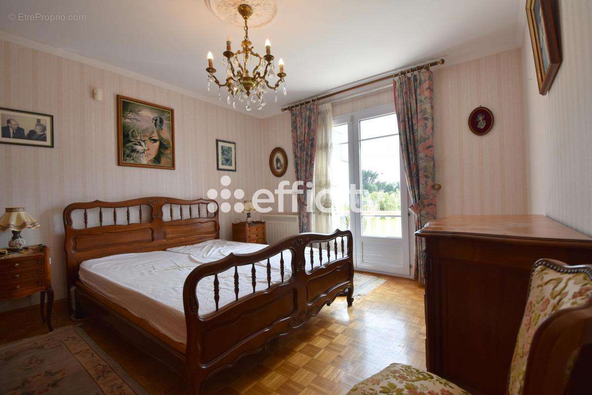 Maison à LOGONNA-DAOULAS