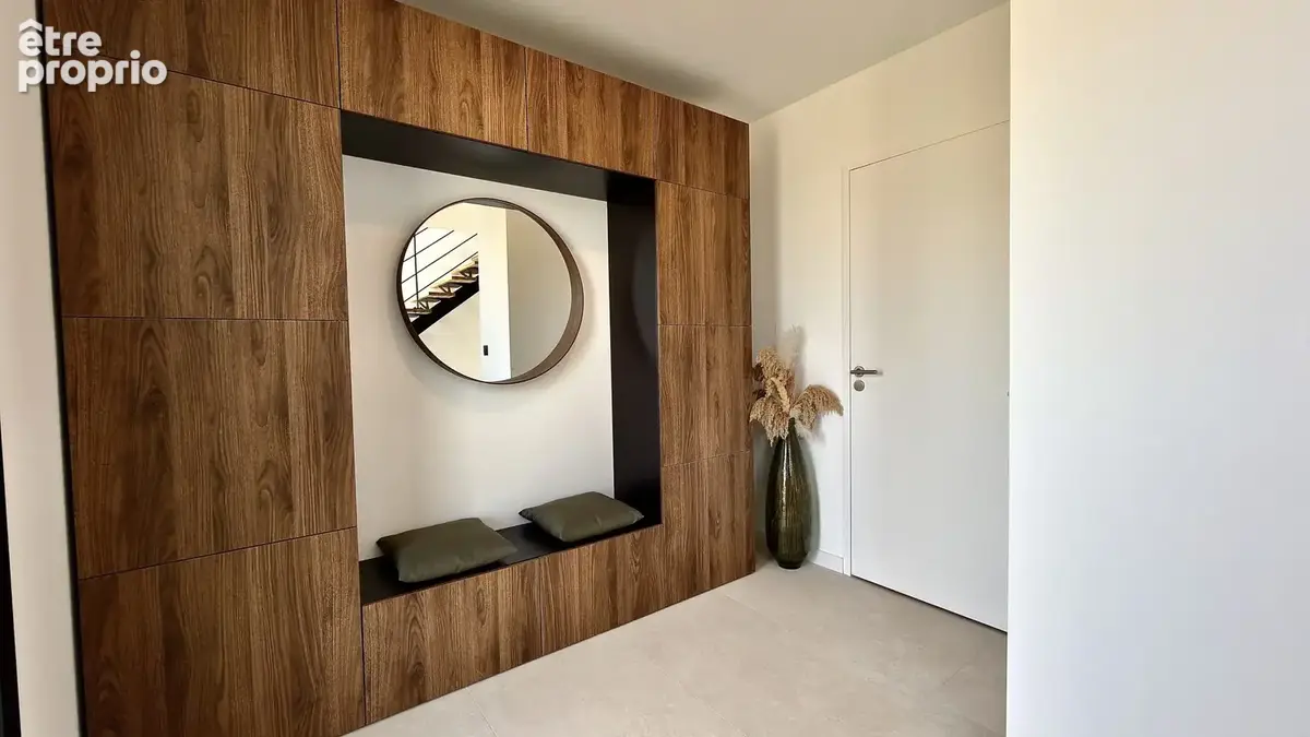 Maison 7 pièces 169 m² à vendre à Chateaugiron (35410) - photo 2
