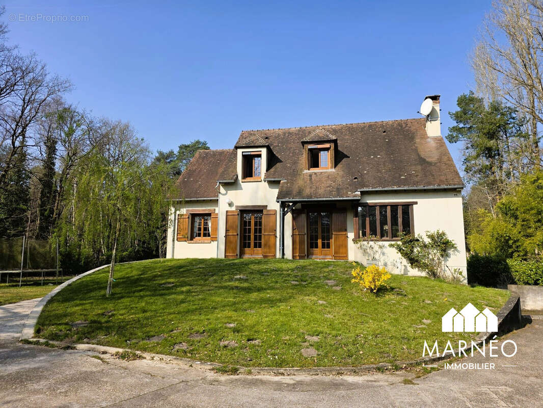 Maison 137 m² à Arbonne-La-Foret  - photo 3