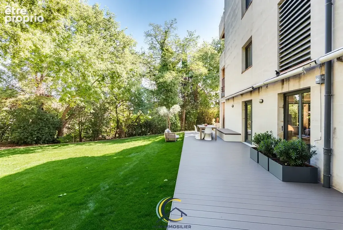 Rare : rdj d'exception avec jardin de 400m2 — résidence villa cadenelle - photo 2