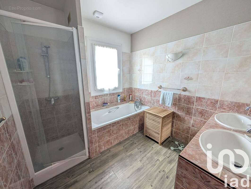 Photo 8 - Maison à SAINT-JEAN-DE-BRAYE