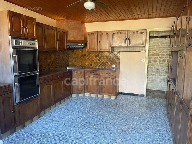 Maison à vendre 5 pièces NALLIERS (85) - photo 7