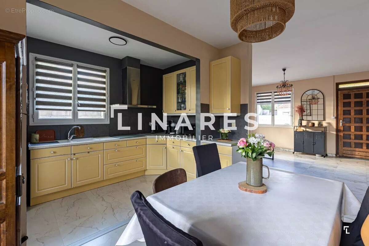 Maison à MARSEILLE-12E