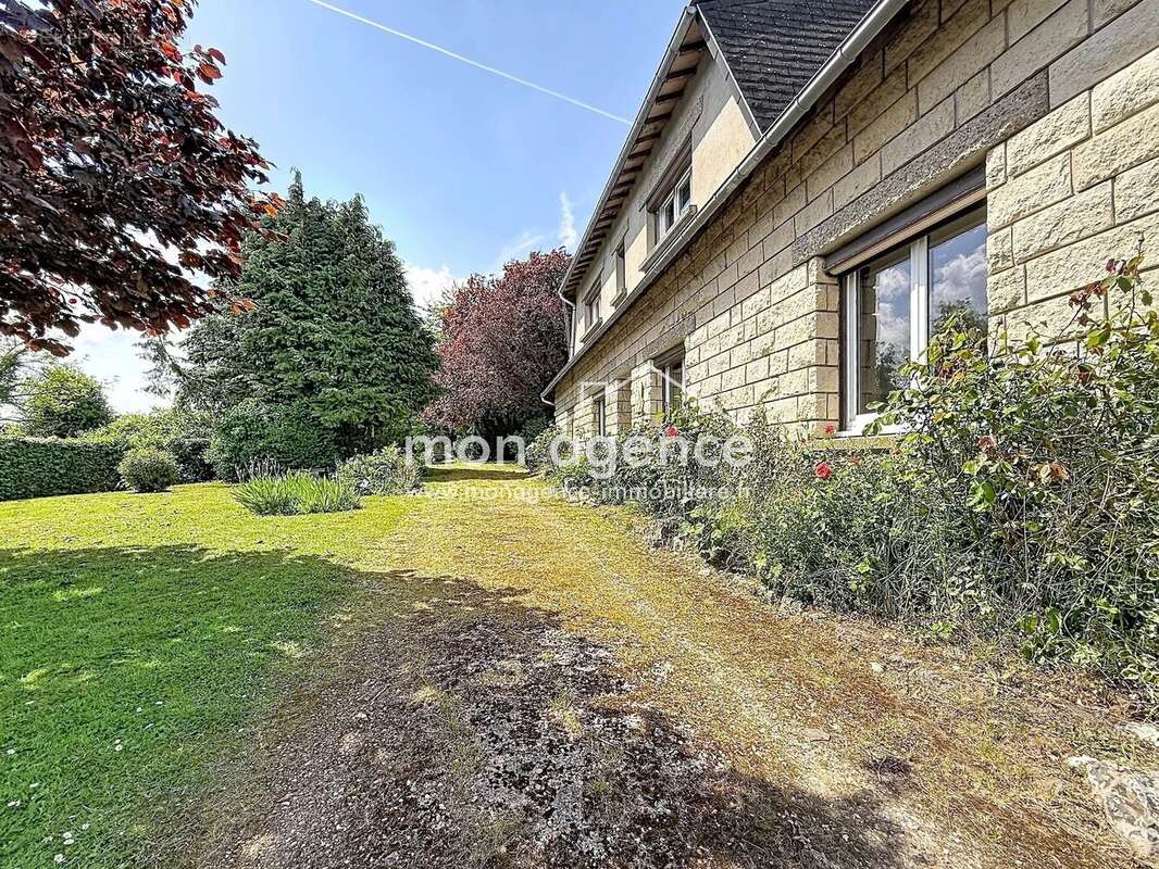 Maison à BOURG-BEAUDOUIN