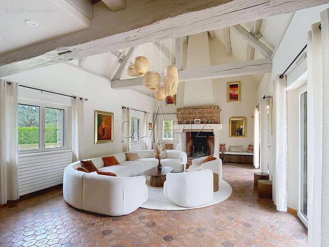 Maison à IVRY-LA-BATAILLE