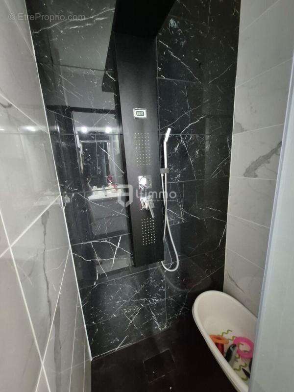 Appartement à MARSEILLE-10E