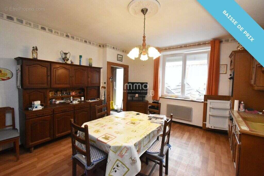 Maison à LA CHAPELLE-AUX-BOIS