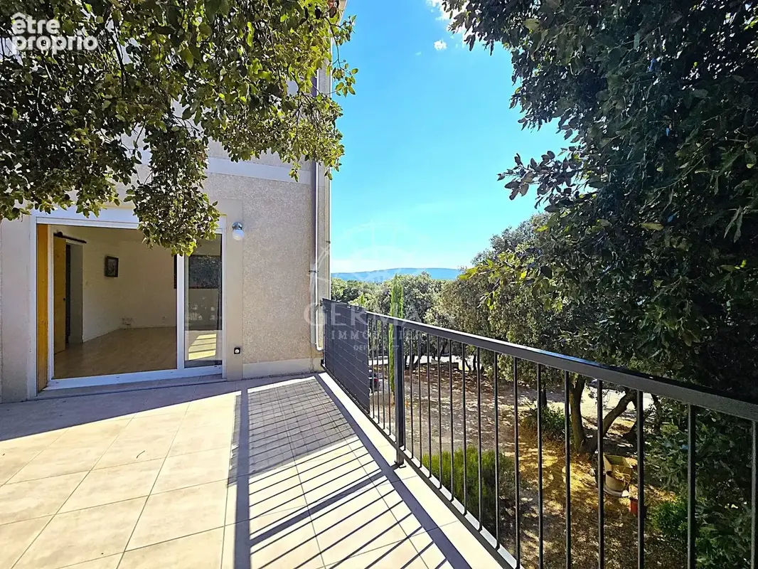 Photo Appartement à Le Thor au prix de 265 000€