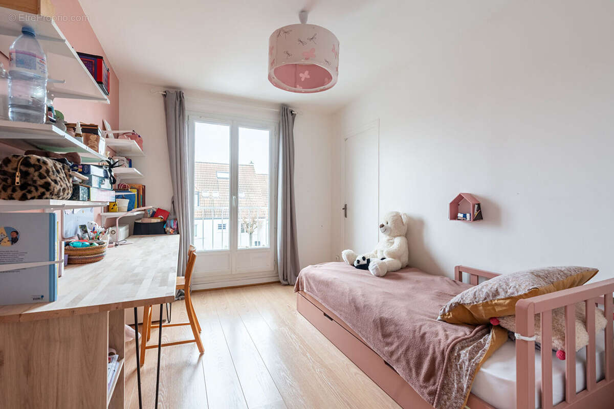 Maison Montesson - 206,06 m² - 7 pièces - photo 13