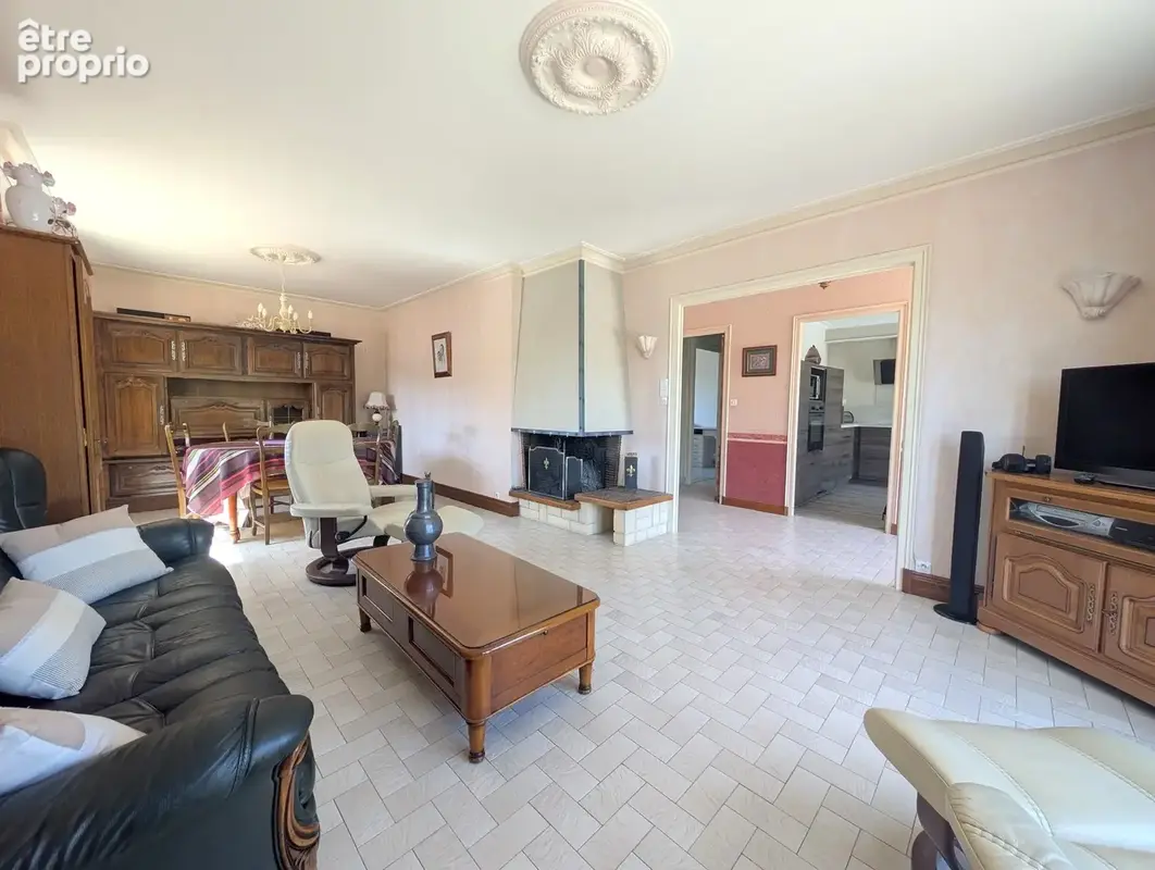 Belle maison sur terrain clos de 2200m2 - photo 5