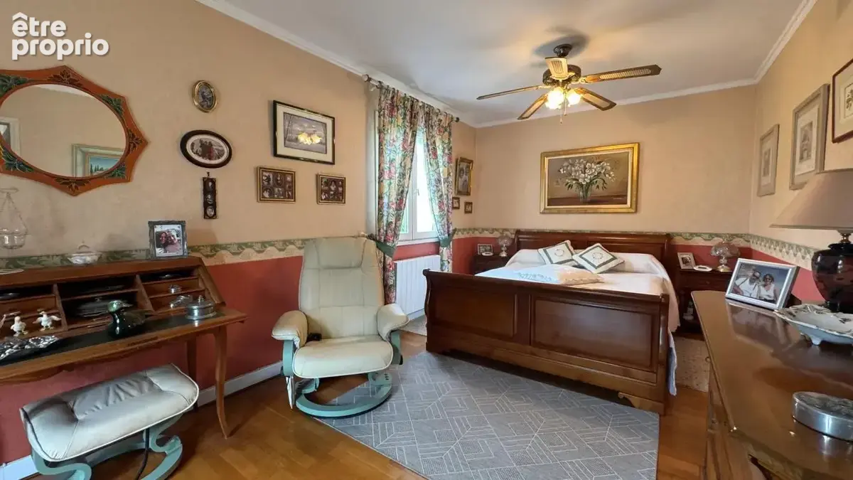Maison de 8 pièces de 158 m² à Montpon-Ménestérol - photo 6