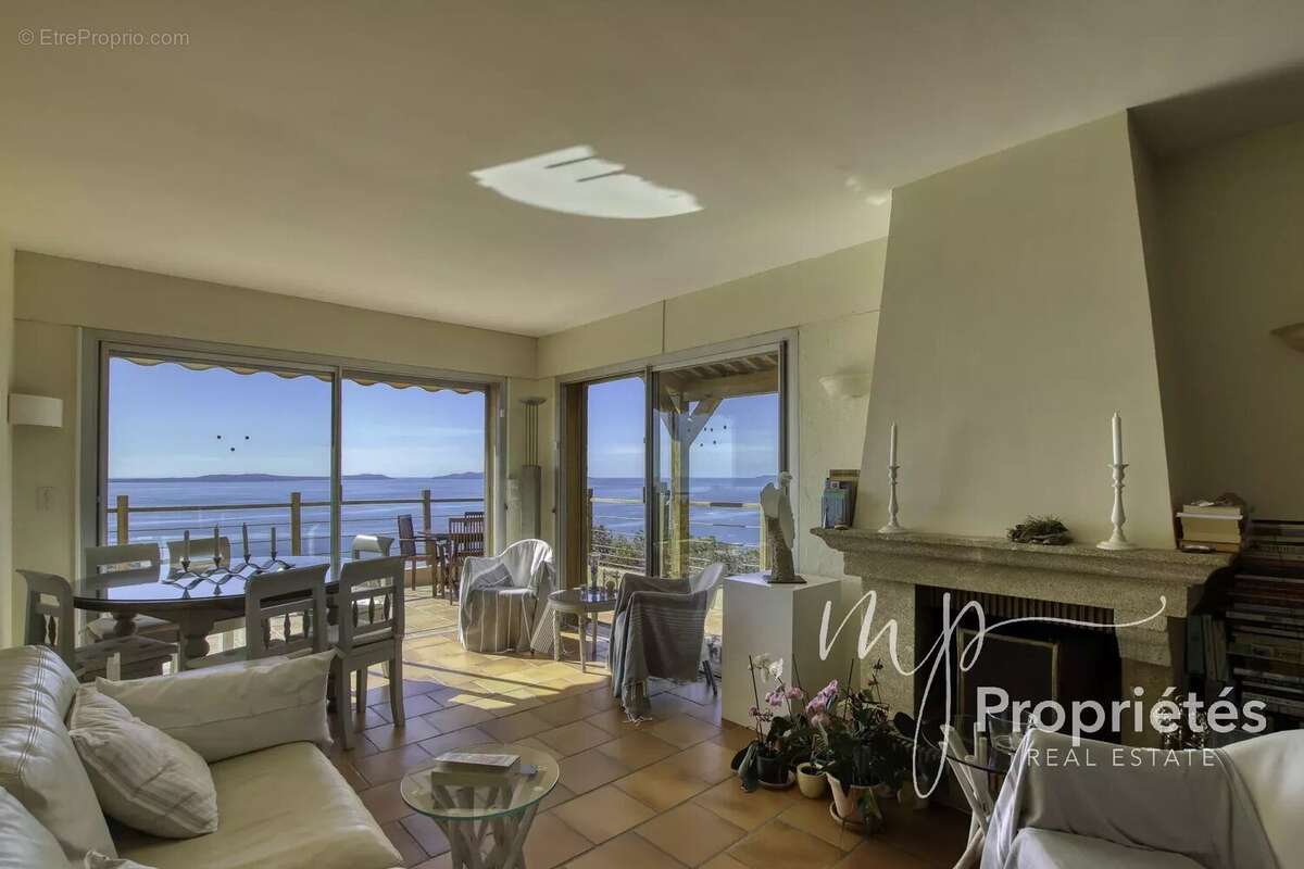 Maison à RAYOL-CANADEL-SUR-MER