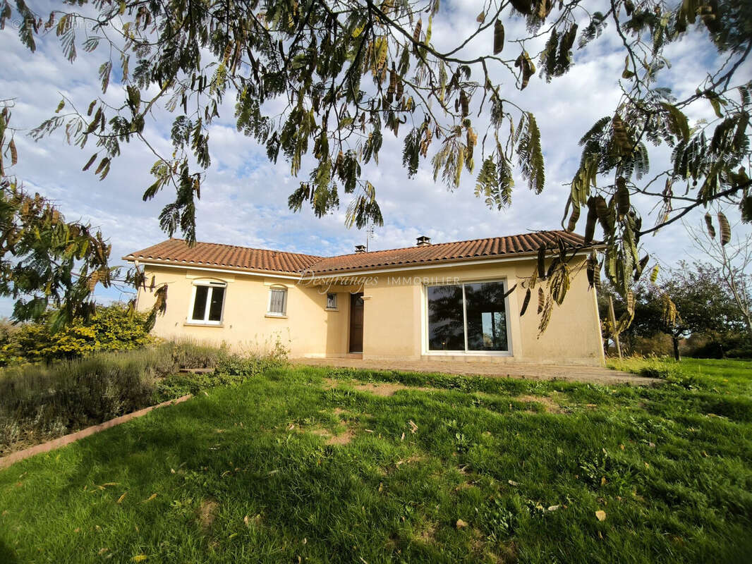 Maison à SAINT-MESMIN