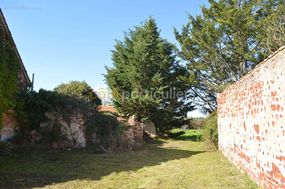 Maison à SAINT-VITTE
