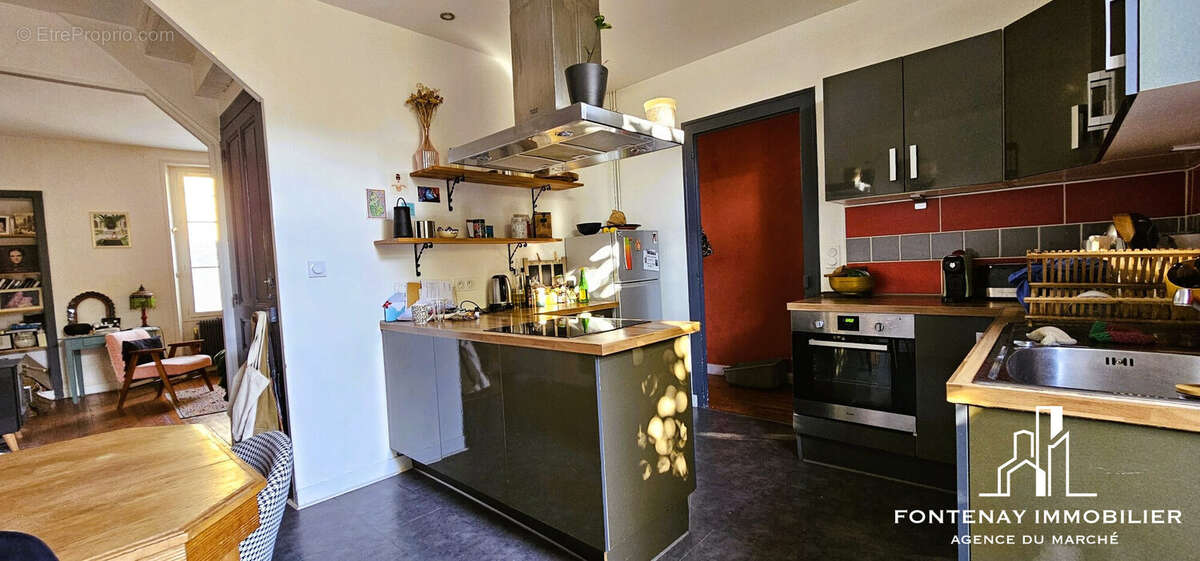 Maison à FONTENAY-LE-COMTE