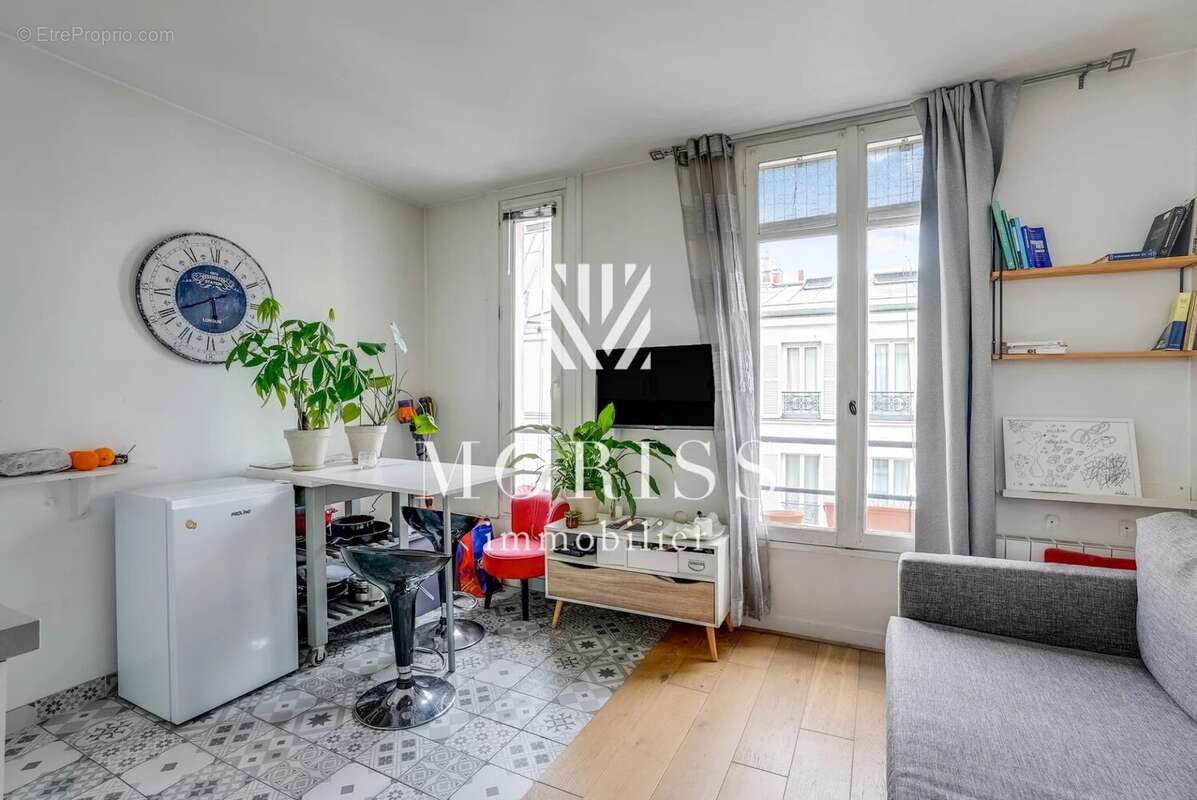 Appartement à PARIS-17E
