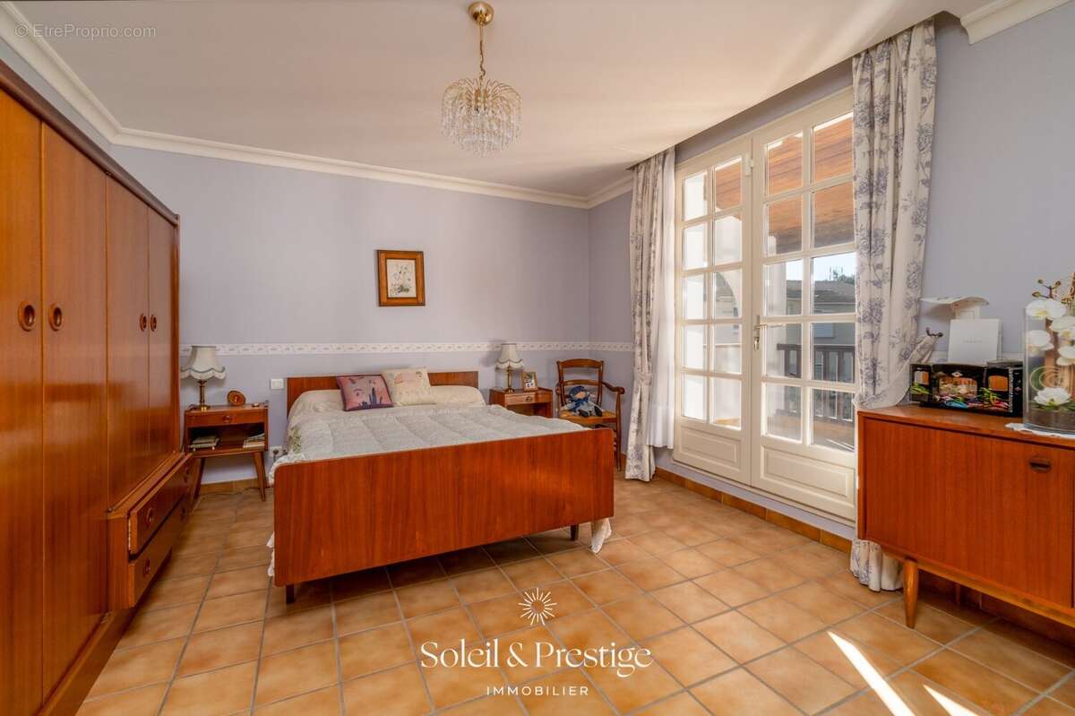 Maison à VALRAS-PLAGE