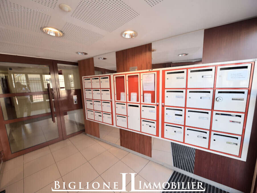 Appartement à AUBERVILLIERS