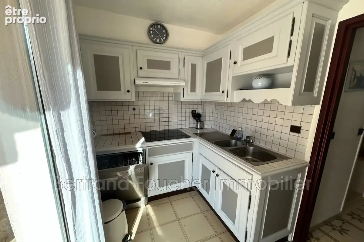 Appartement 2 pièces 50 m² à vendre à Cavalaire-Sur-Mer (83240) - photo 4