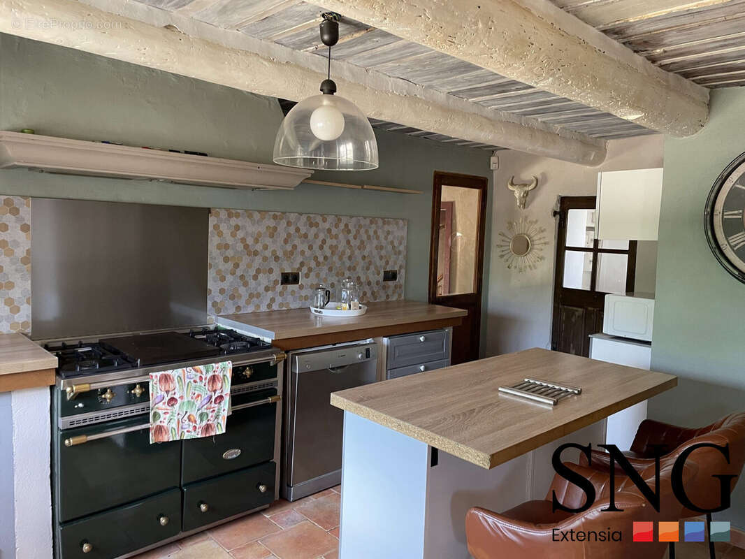 Maison à BONNIEUX