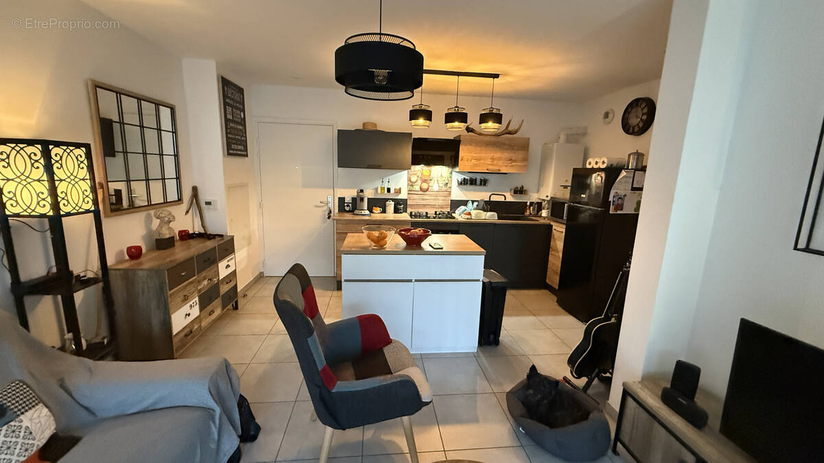 Appartement à SIX-FOURS-LES-PLAGES
