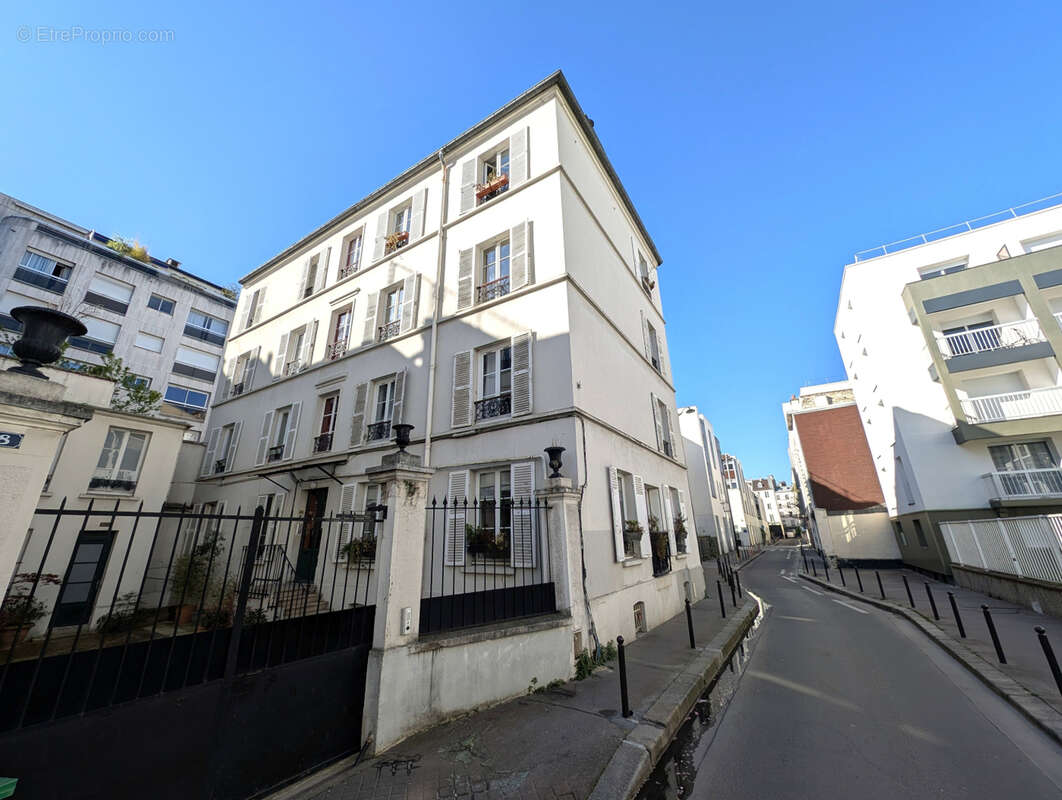 Appartement 55 m² à Paris-11e  - photo 2