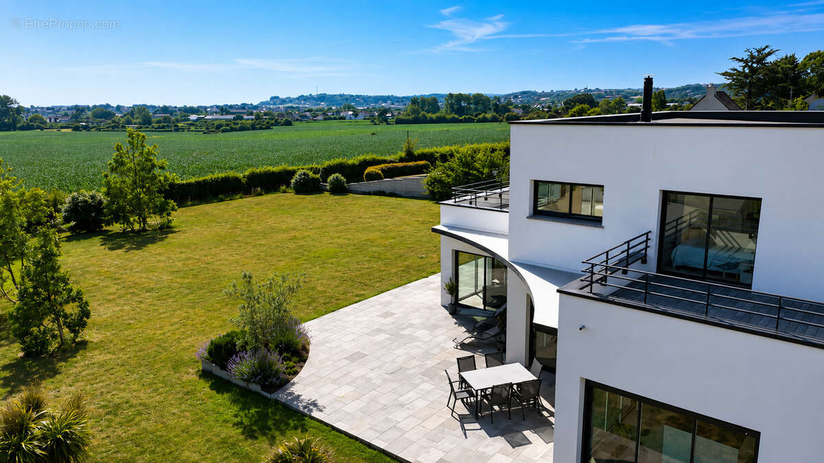 A vendre Maison Contemporaine proche de la mer - photo 2