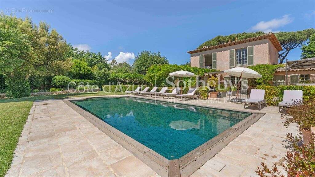 Villa provençale 210 m² avec piscine et jardin paysager proche Pampelonne - photo 16