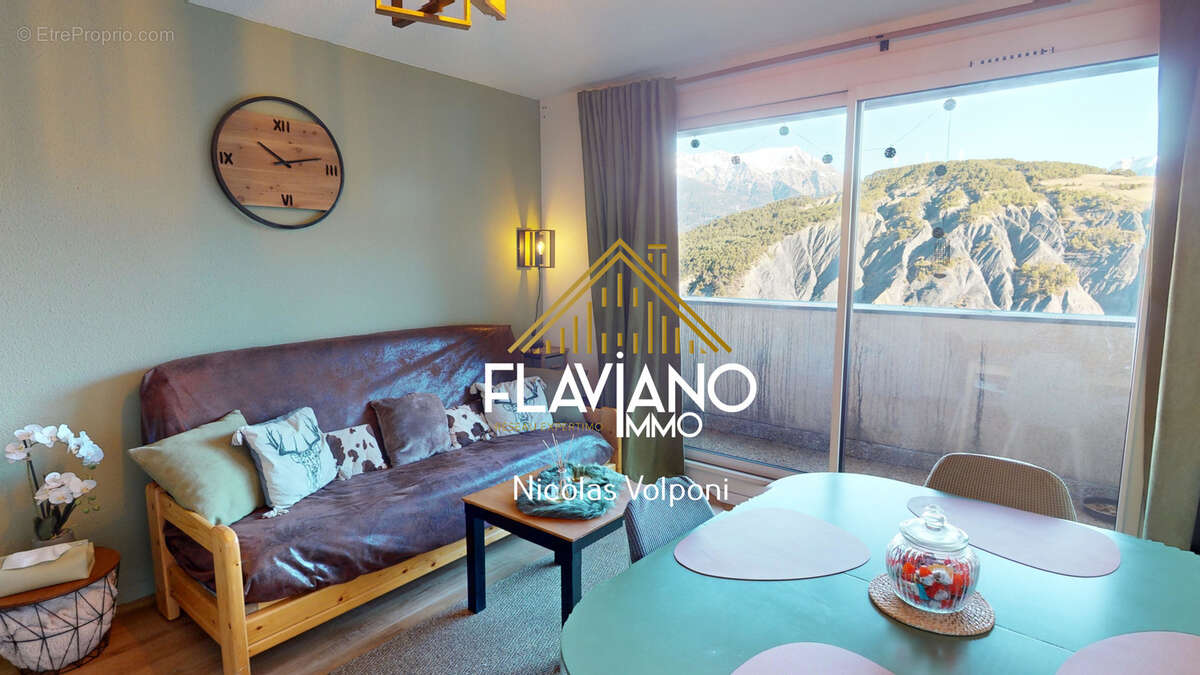 Appartement à LES THUILES