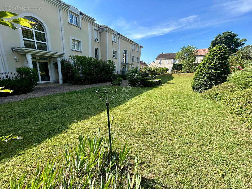 Appartement à CARRIERES-SOUS-POISSY