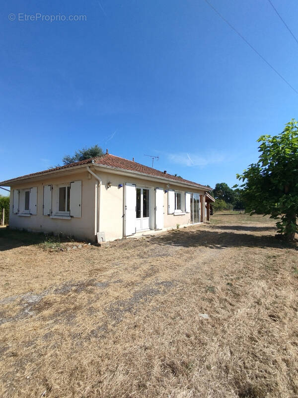 Maison à SAINT-SEURIN-SUR-L'ISLE
