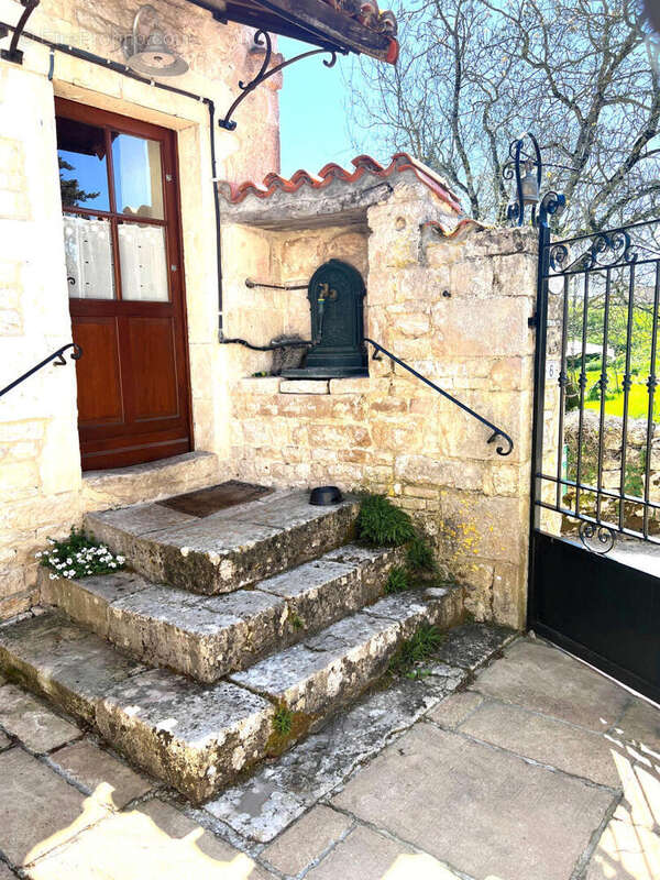 Entrance Main - Maison à FONTENILLE