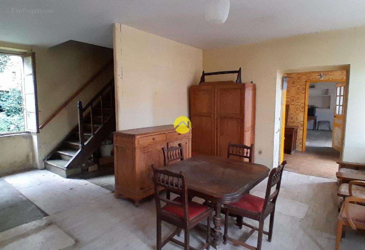 Maison à CHENERAILLES